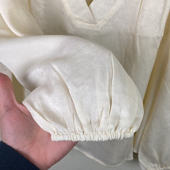 NWT Band of the Free | Cash Ivory Long Sleeve Peasant Satin Top L - Picture 8 of 12